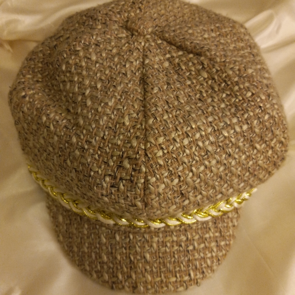 Women's tweed hat